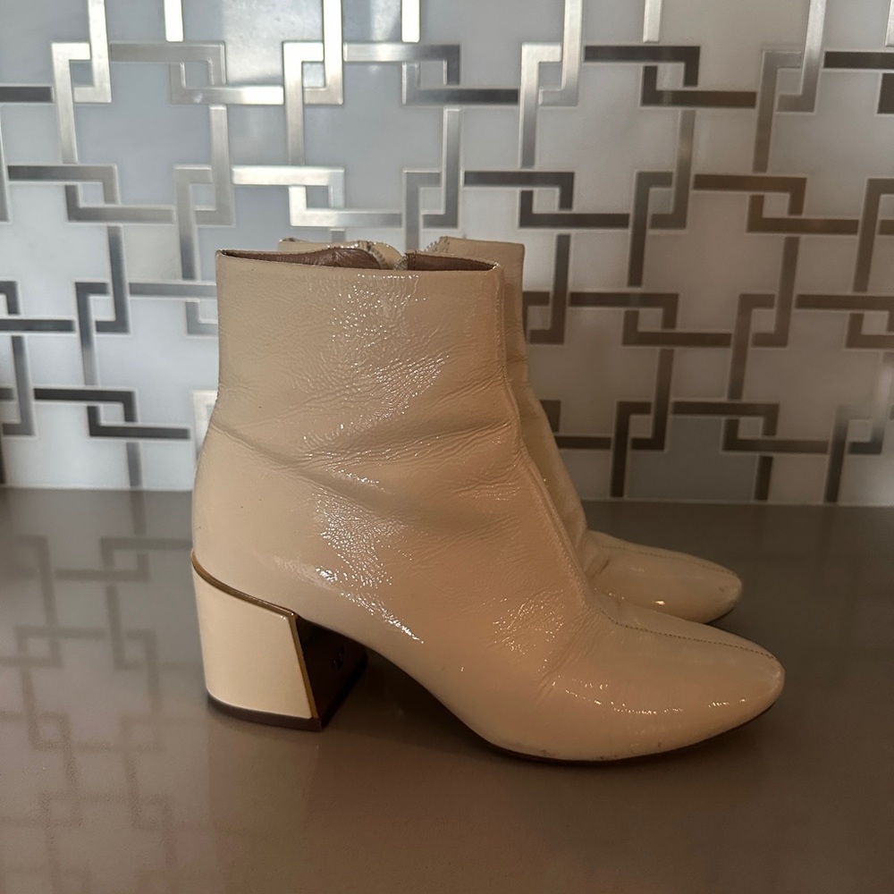 TORY BURCH boots